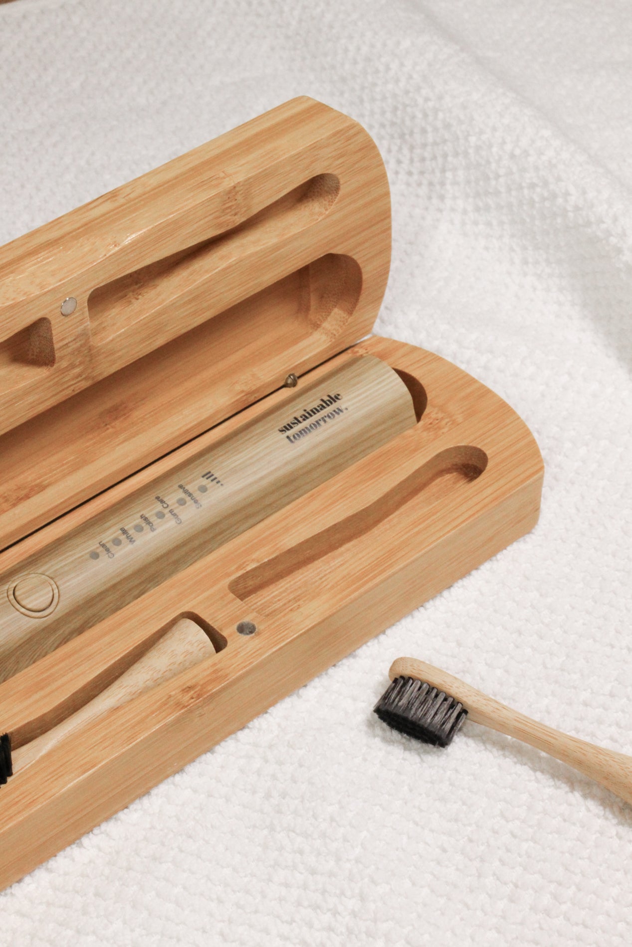 Sustainable Toothbrush Case in Bamboo | Sustainable Tomorrow